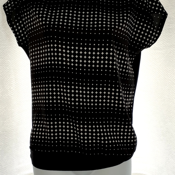 Women's New York & Company blouse - Picture 2 of 3